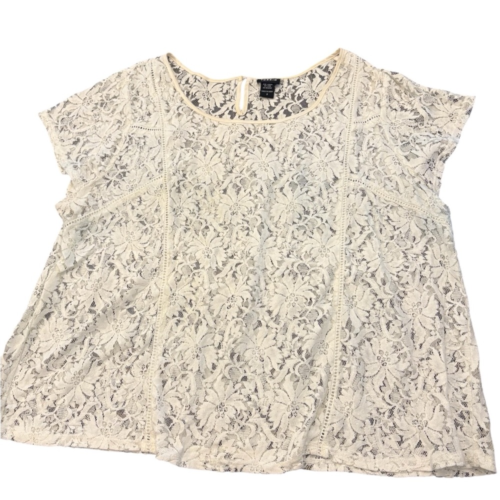Torrid Sheer Lace Blouse White Floral Print Short Sleeve Size 2 Layering Cottage